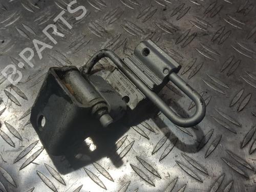 hingedoor-check-strap-vw-passat-b5-variant-3b5-1997-1998-1999-2000-2001-33482652 main image