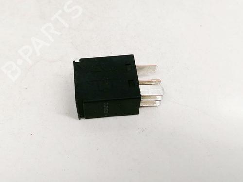 Electronic sensor FORD MONDEO III (B5Y) 2.0 TDCi | BP33080583M84 - Image 3