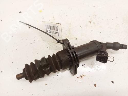 Used Clutch slave cylinder Clutch slave cylinder BMW 3 (E90) 318 d (143 hp) 34764589 34764589