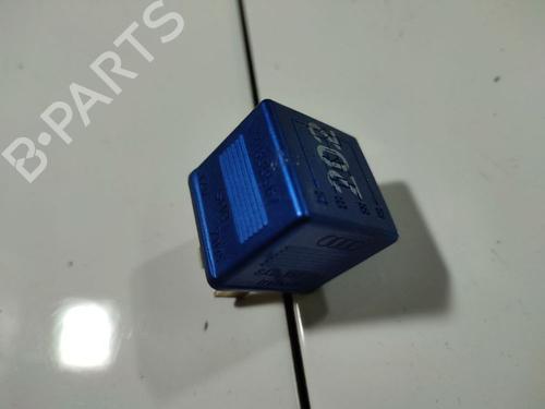 other-vw-passat-b5-variant-3b5-1997-1998-1999-2000-2001-32556356 main image