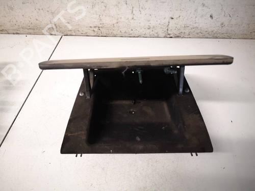 Used Glove box Glove box 37863837 37863837