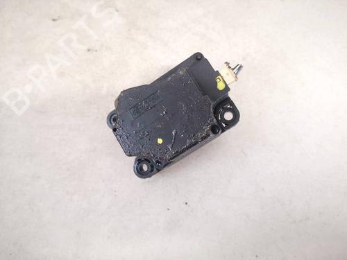 electronic-module-volvo-v40-hatchback-525-2012-2013-2014-2015-2016-2017-2018-2019-32922500 main image