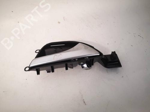 Used Rear right interior door handle Rear right interior door handle 34814581 34814581