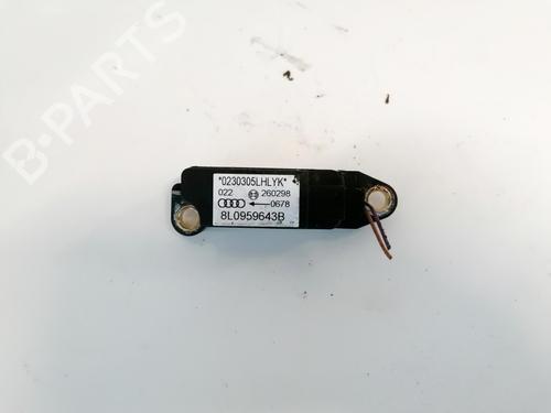 Used Electronic module Electronic module AUDI A3 (8L1) 1.8 T (150 hp) 32881302 32881302