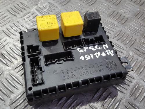 Used Fuse box Fuse box ALFA ROMEO 156 (932_) 2.0 16V T.SPARK (932A21__) (150 hp) 33486331 33486331