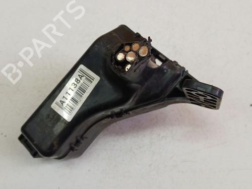 fuse-box-toyota-corolla-verso-zer_-zze12_-r1_-2004-2005-2006-2007-2008-2009-32531555 main image