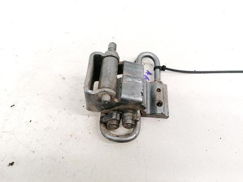 hingedoor-check-strap-audi-a6-c5-4b2-4b4-1997-1998-1999-2000-2001-2002-2003-2004-2005-33085140 main image