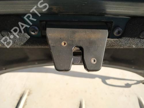 Fechadura da mala Fechadura da mala ROVER 75 (RJ) 2.0 V6 (150 hp) 35581467 35581467