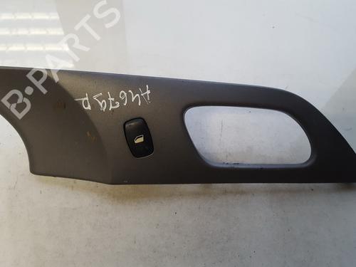 Used Switch Switch PEUGEOT 407 (6D_) 2.0 16V (6DRFJC, 6DRFJE, 6DRFJF) (140 hp) 33517203 33517203