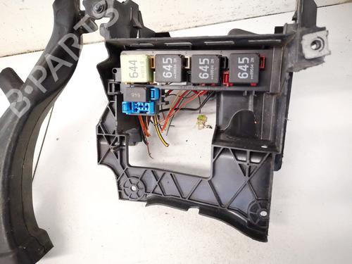 Used Fuse box Fuse box OPEL INSIGNIA A (G09) 1.8 (68) (140 hp) 32905972 32905972
