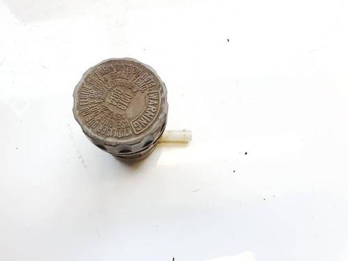 Used Brake fluid reservoir Brake fluid reservoir 37085102 37085102