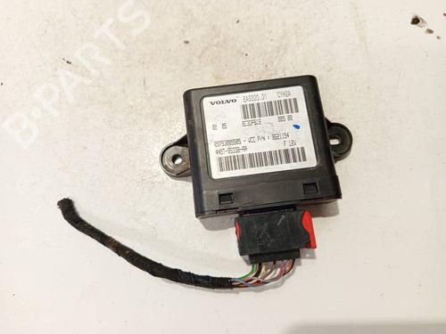 Used Electronic module VOLVO C30 (533) 1.6 D (109 hp) 32571070