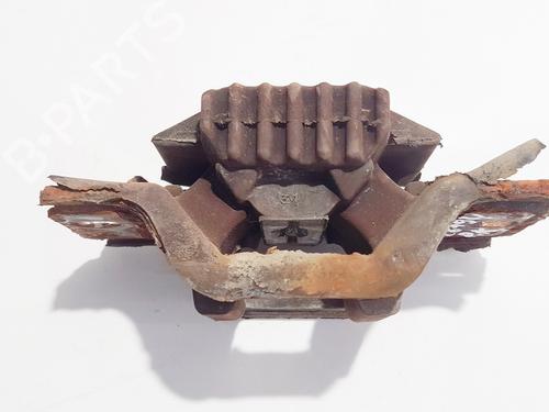 Used Engine mount Engine mount AUDI A4 B6 Avant (8E5) 2.5 TDI (155 hp) 33071890 33071890