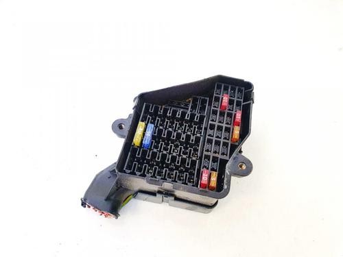 fuse-box-skoda-superb-i-3u4-2001-2002-2003-2004-2005-2006-2007-2008-32911296 main image