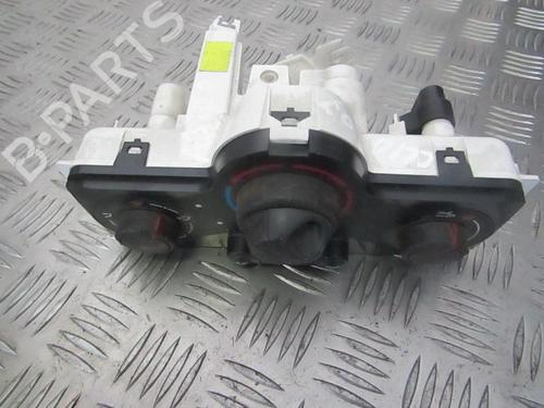 climate-control-renault-clio-iii-br01-cr01-2005-2006-2007-2008-2009-2010-2011-2012-2013-2014-35674949 main image