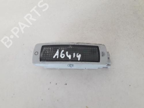Used Interior roof light Interior roof light VW BORA I (1J2) 1.9 TDI (101 hp) 35598710 35598710
