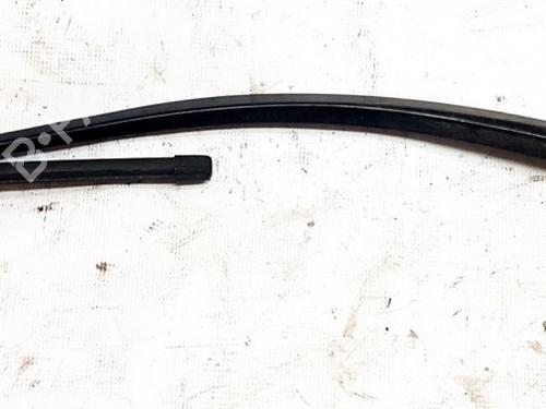 Used Front windshield wiper arm Front windshield wiper arm TOYOTA AVENSIS Saloon (_T27_) 1.6 D4-D (WWT270_) (112 hp) 33063018 33063018