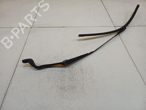 Used Front windshield wiper arm Front windshield wiper arm 38259222 38259222