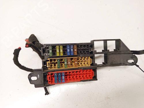 Used Fuse box Fuse box SUBARU LEGACY IV Estate (BP) 2.0 AWD (BP5) (138 hp) 32531174 32531174