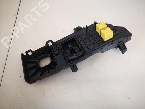 fuse-box-opel-vectra-c-z02-2002-2003-2004-2005-2006-2007-2008-2009-32901788 main image