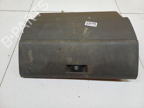 Used Glove box Glove box 35830672 35830672