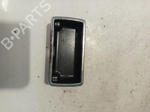 Cendrier Cendrier VW PHAETON (3D1, 3D2, 3D3, 3D4, 3D6, 3D7, 3D8, 3D9) 3.0 V6 TDI 4motion (224 hp) 34990733 34990733