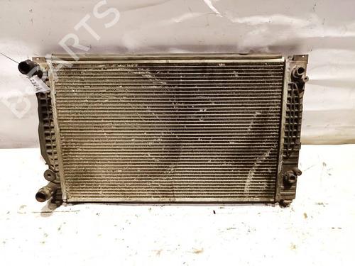 Used Water radiator Water radiator 35148947 35148947