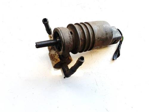Used Washer pump Washer pump VW PASSAT B7 (362) 1.6 TDI (105 hp) 34901813 34901813