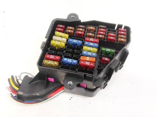 fuse-box-audi-a3-8l1-1996-1997-1998-1999-2000-2001-2002-2003-2004-2005-2006-32931430 main image