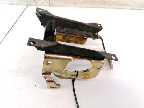 Støtte Støtte AUDI A6 C4 (4A2) 2.5 TDI (140 hp) 32899995 32899995