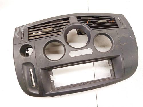 Used Air vent Air vent RENAULT SCÉNIC II (JM0/1_) 1.5 dCi (JM0F) (82 hp) 39605144 39605144