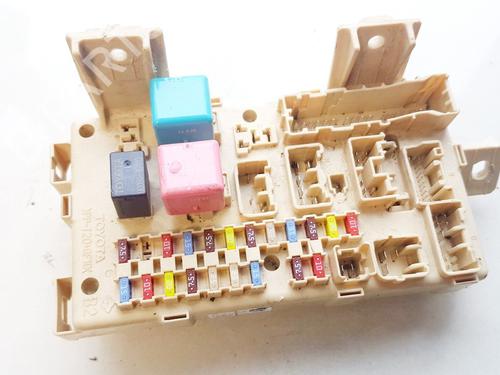 Used Fuse box Fuse box 33100066 33100066
