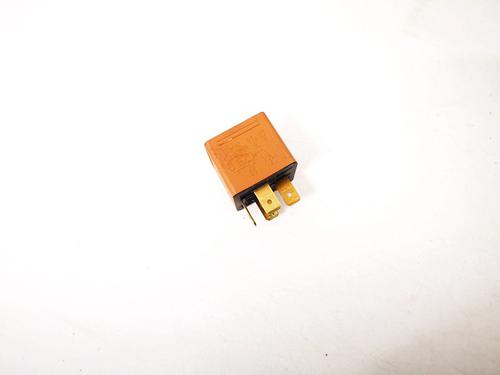 Electronic sensor OPEL VECTRA C (Z02) 2.2 DTI 16V (F69) | BP33087346M84 - Image 2