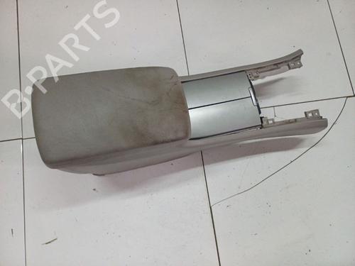 Used Armrest / Center console Armrest / Center console SUBARU TRIBECA (B9) 3.0 (WXE) (250 hp) 36690001 36690001