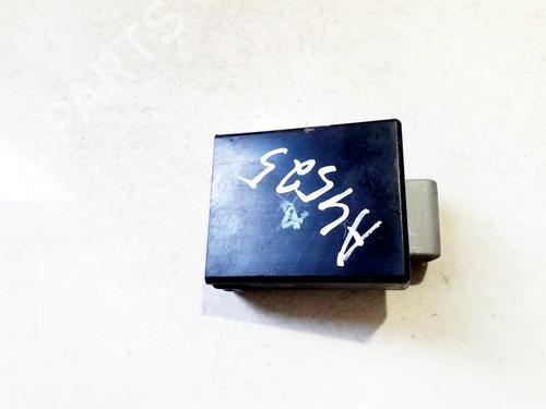 Used Electronic module Electronic module TOYOTA YARIS (_P1_) 1.4 D-4D (NLP10_, NLP10R) (75 hp) 33511941 33511941