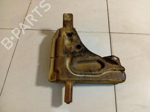 Used Windscreen washer tank Windscreen washer tank 39182384 39182384