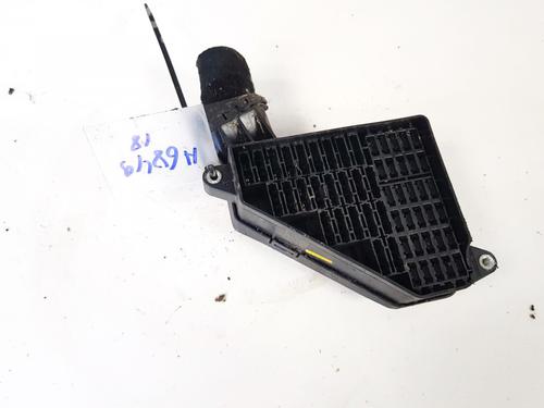 Used Fuse box Fuse box VW POLO IV (9N_, 9A_) 1.4 TDI (70 hp) 33092873 33092873