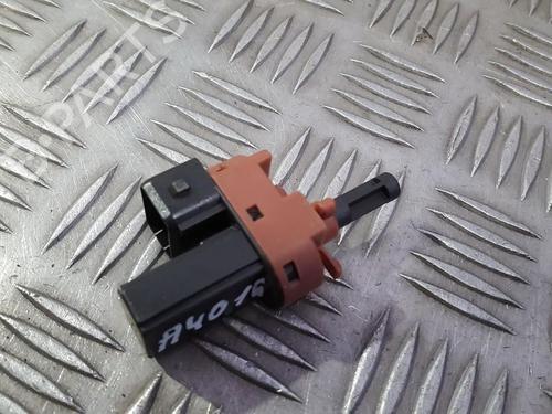 Used Electronic module Electronic module FORD FIESTA V (JH_, JD_) 1.4 16V (80 hp) 35689799 35689799