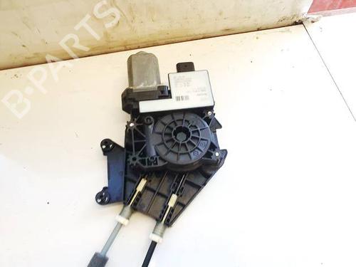Vindusheismotor høyre bak Vindusheismotor høyre bak 38041774 38041774