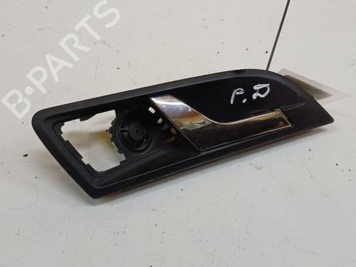 Used Front right interior door handle Front right interior door handle 38042376 38042376