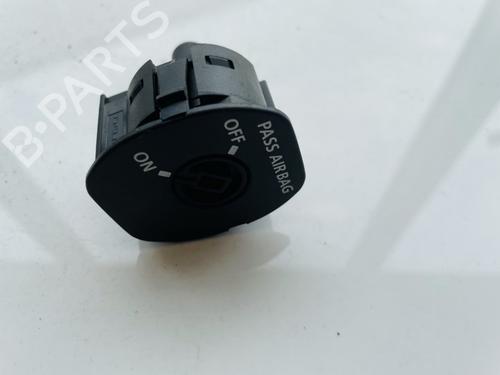 Used Switch Switch LAND ROVER FREELANDER 2 (L359) 2.2 TD4 4x4 (160 hp) 32879489 32879489