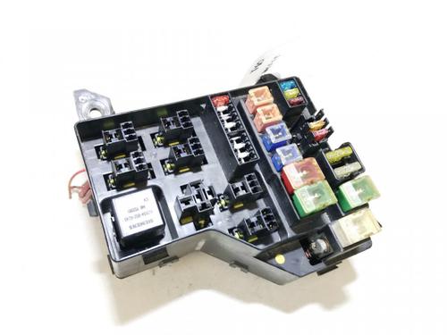 Used Fuse box Fuse box VOLVO V40 Estate (645) 1.9 TD (90 hp) 33072067 33072067