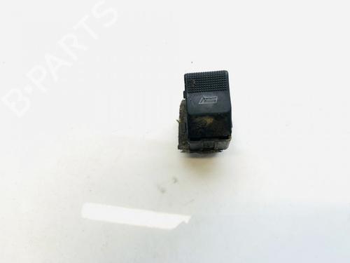 switch-audi-a4-b5-8d2-1994-1995-1996-1997-1998-1999-2000-2001-33092231 main image