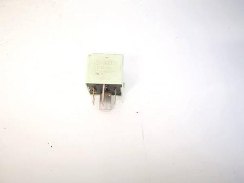 Electronic sensor SKODA SUPERB II (3T4) 2.0 TDI | BP33098148M84 - Image 3