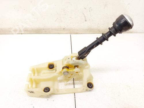 Used Gear lever Gear lever KIA SPORTAGE II (JE_, KM_) 2.0 CRDi 4WD (113 hp) 39939177 39939177