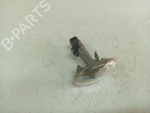 Used Right side indicator Right side indicator 39232607 39232607