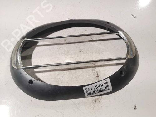 grille-audi-80-b4-saloon-8c2-1991-1992-1993-1994-1995-39968937 main image