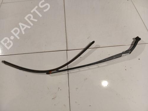 Used Front windshield wiper arm Front windshield wiper arm CITROËN C5 III (RD_) 1.6 HDi 110 (RD9HZC) (109 hp) 39895718 39895718