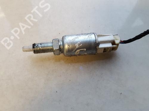 Used Electronic module Electronic module TOYOTA RAV 4 II (_A2_) 2.0 D 4WD (CLA20_, CLA21_, CLA20R, CLA21R) (116 hp) 35852212 35852212