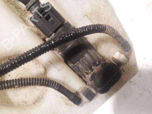washer-pump-vw-golf-v-1k1-2003-2004-2005-2006-2007-2008-2009-2010-34794894 main image